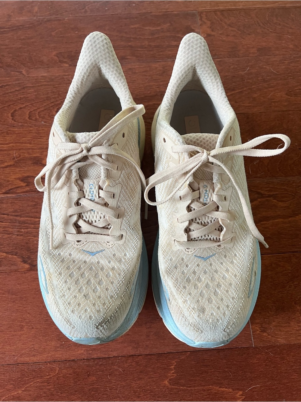 Hoka Clifton 9 Size 8 Women's Running Shoe in Beige with Light Blue Accents - Picture 2 of 7